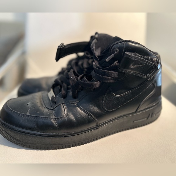 Black mid Nike air forces 2014 - Picture 3 of 7